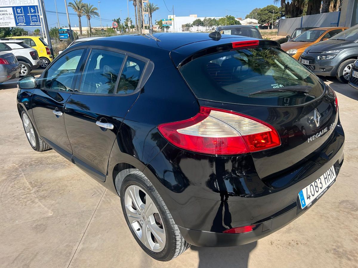 RENAULT MEGANE DYNAMIQUE 2.0 AUTO SPANISH LHD IN SPAIN 89000 MILES 1 OWNER 2011